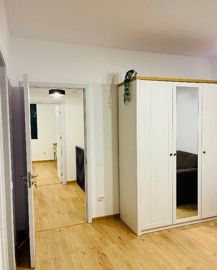 Casă modernă de închiriat în Otopeni | 2 locuri de parcare - Poză 12