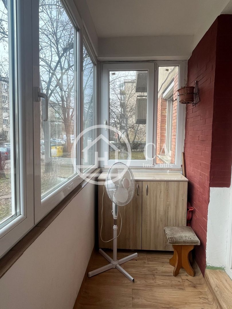 Apartament cu 3 camere de vanzare in zona Decebal, Oradea - Poză 11