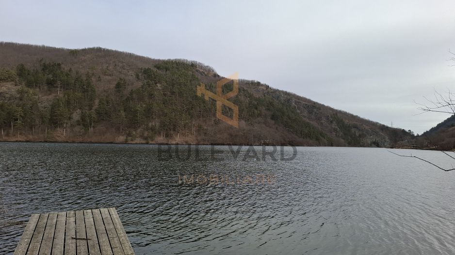 Cabana si teren 1000 mp cu iesire la lac! - Poză 4