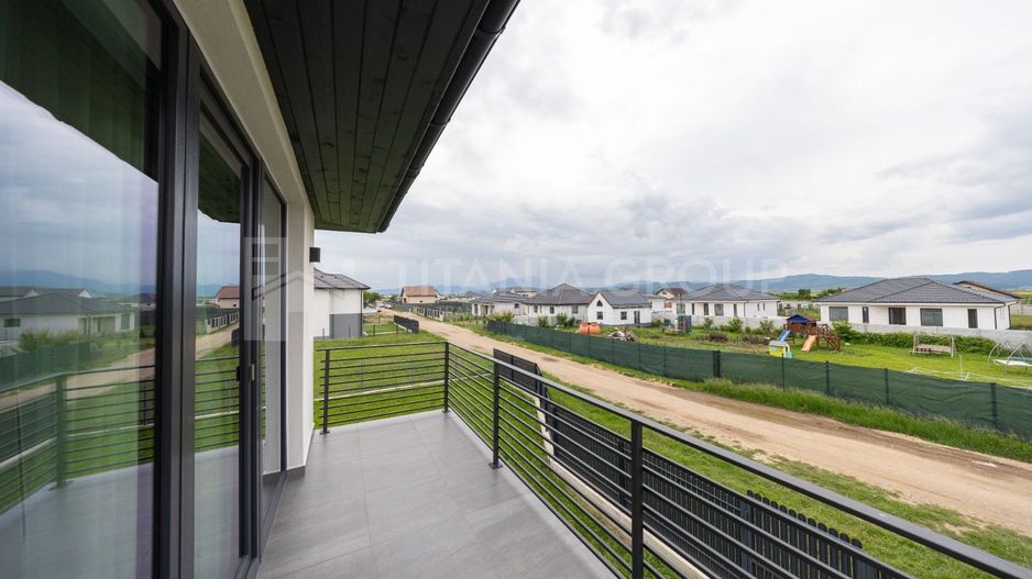 Casa individuala 4 camere, teren de 596 mp, partial mobilata, Cristian - Poză 7