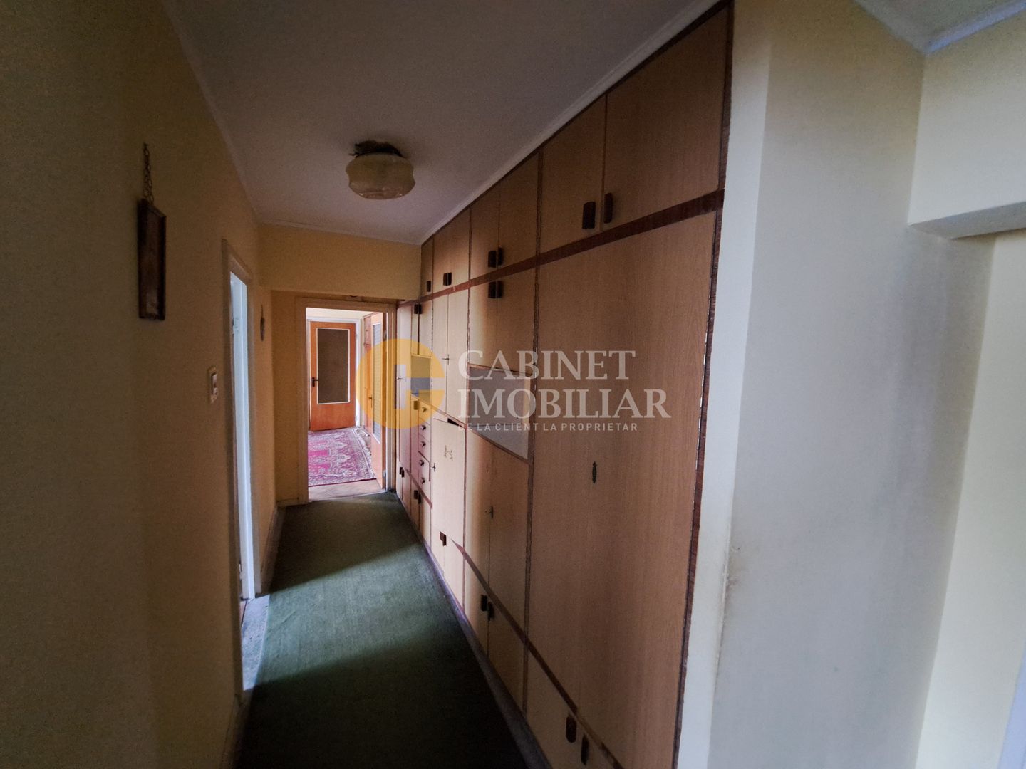 100 mp Ultra-Central: Apartament 4 Camere pe Bd. Independenței (Fără Risc) - Poză 11