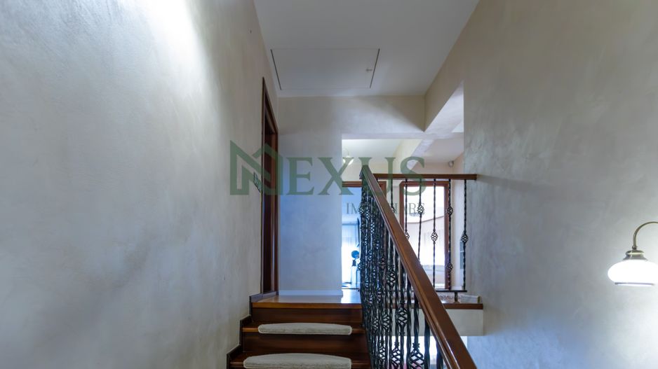 Casă/Vilă modernă de vânzare la intrare în Bogdan Vodă, județul Bacău. - Poză 35