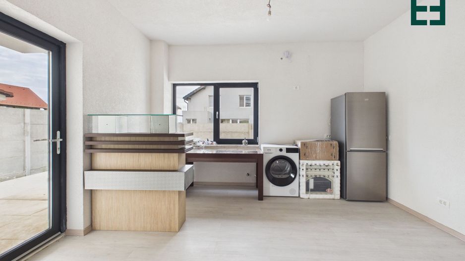 Casă nouă cu 4 camere - Tisa Nouă - Arad - Poză 7