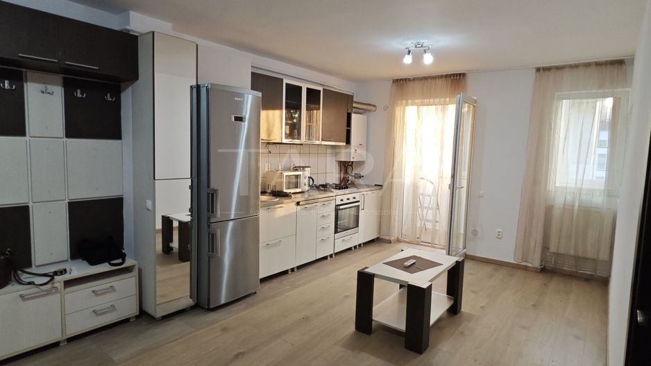 Apartament renovat recent, cu loc de parcare opțional, zona linistita. - Poză 2