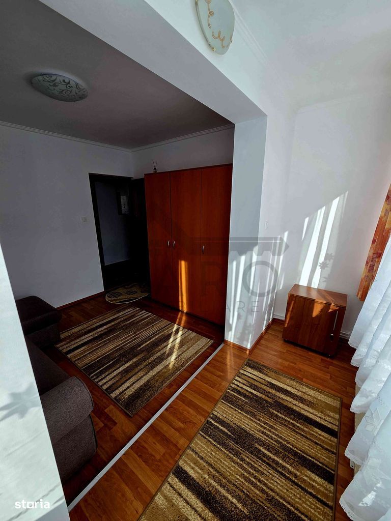 Vând apartament 3 camere - Poză 5