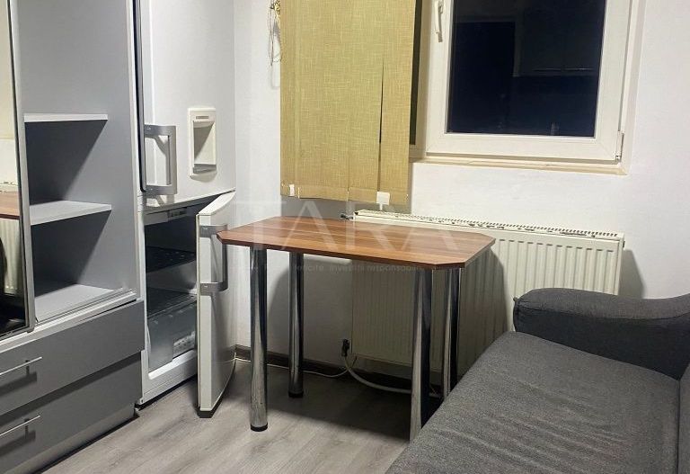 Garsoniera in zona accesibila, ideala inchiriere. - Poză 2