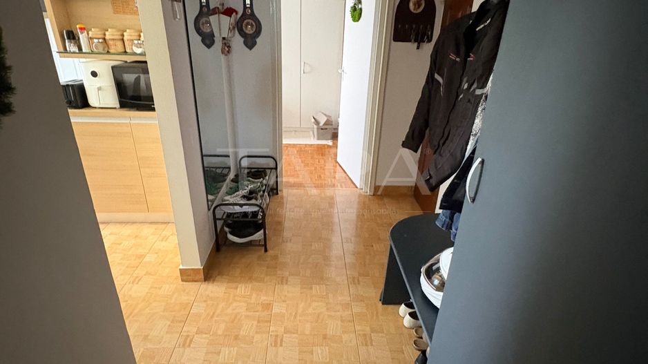 Apartament 3 camere, Gheorgheni, balcon vitrat, bloc reabilitat. - Poză 3