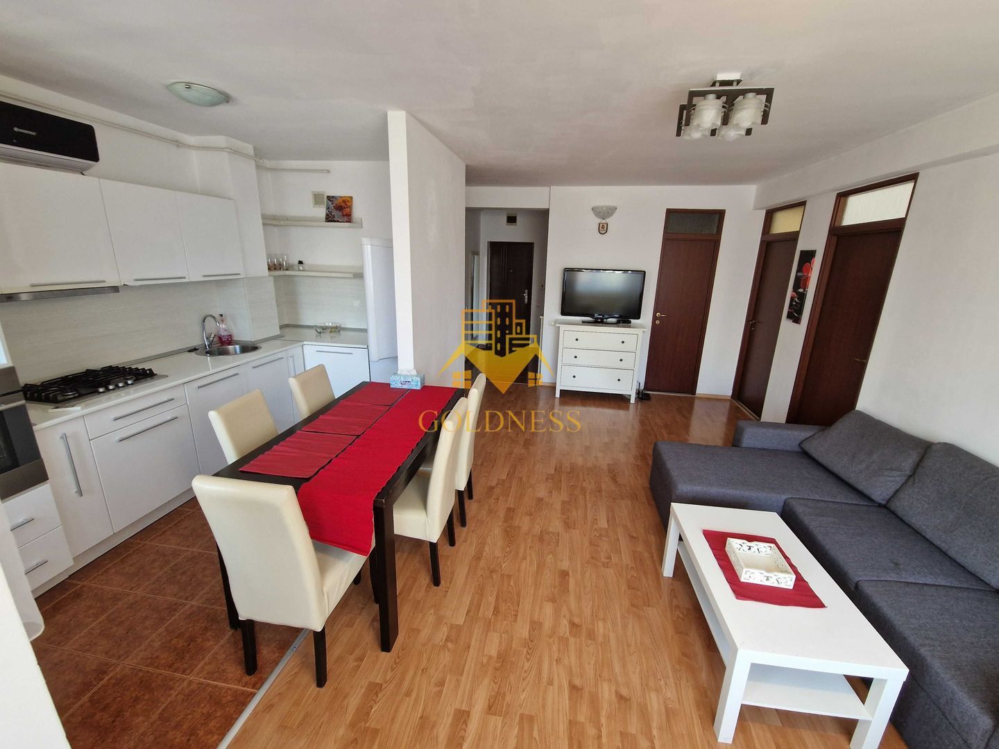 3 camere, Marasti, Dorobantilor, FSEGA, The Office, 21 Dec, Lidl, OMV - Poză 1