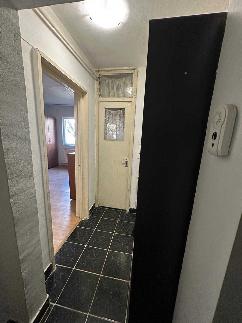 Garsoniera centrala proprie bloc 1982 Gorjului, Pacii, Militari - Poză 6