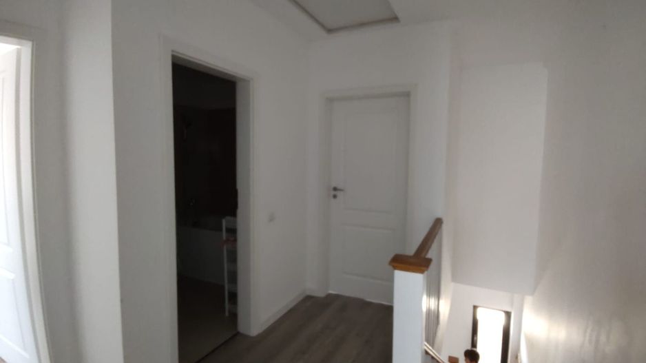 Casa 5 camere in Gated Community Otopeni | 23 August - Poză 11