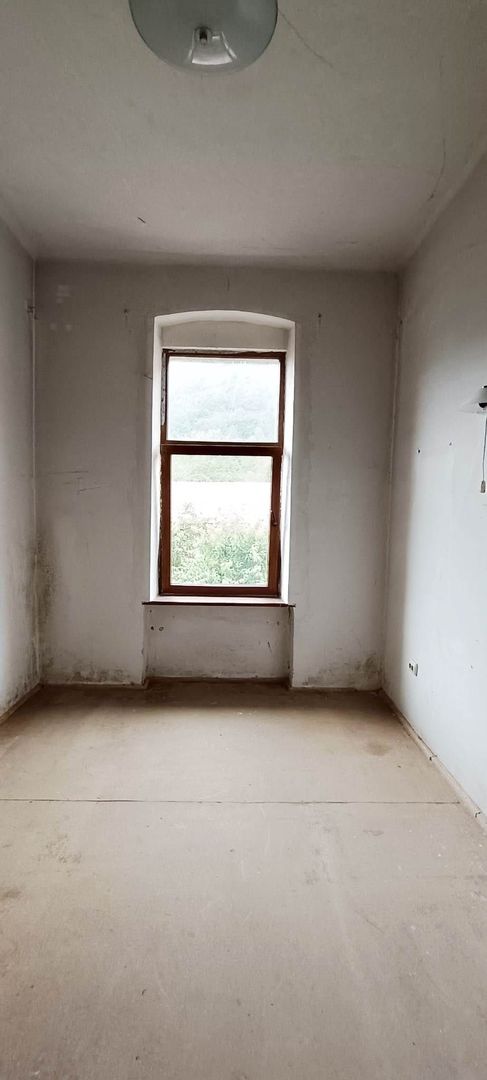 Apartament cu 4 camere si gradina in centrul orasului Brasov - Poză 3