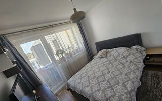 Apartament cu 3 camere, balcon și 2 lifturi, zona Corneliu Coposu. - Poză 6