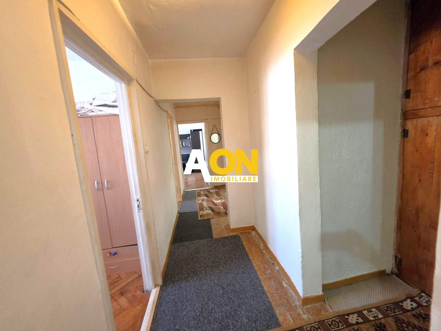 De vanzare apartament 3 camere, etaj 1, Cetate - Poză 11