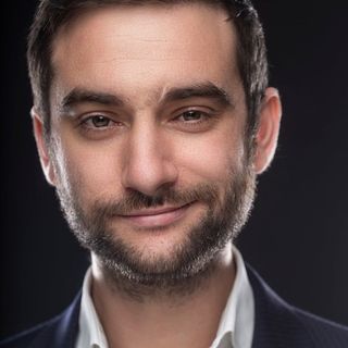 Serban Trimbitasu Numar Wapp 2 - TRÎMBIȚAȘU ESTATE