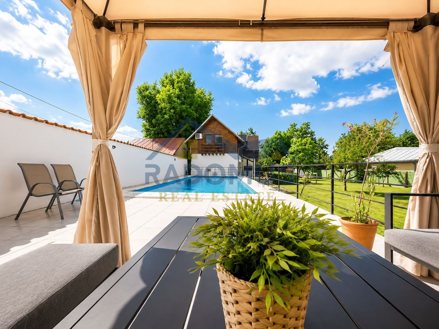 Proprietate Premium | 2 Case | Piscină | Teren 2.000 mp | Mobilată - Poză 22