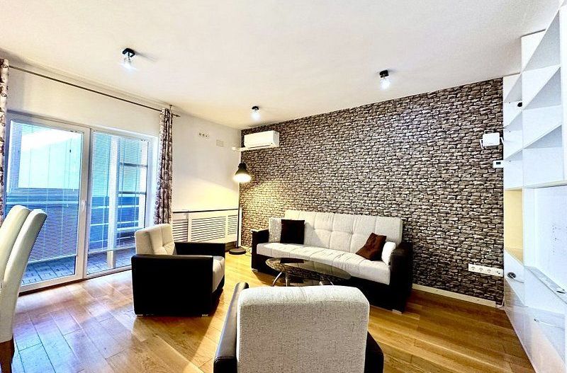 Apartament elegant -curte proprie - garaj - Poză 14