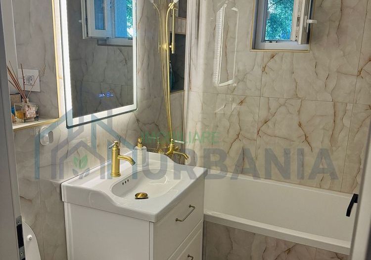 Apartament 4 camere, renovat, parter, Nicolina Iasi - Poză 2