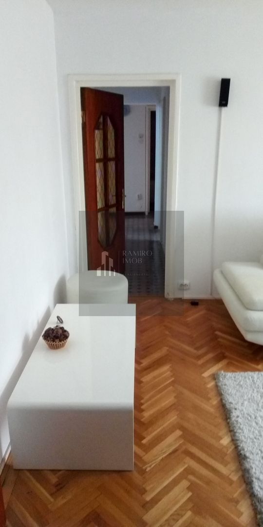 Apartament 4 camere Drumul Taberei - Poză 1