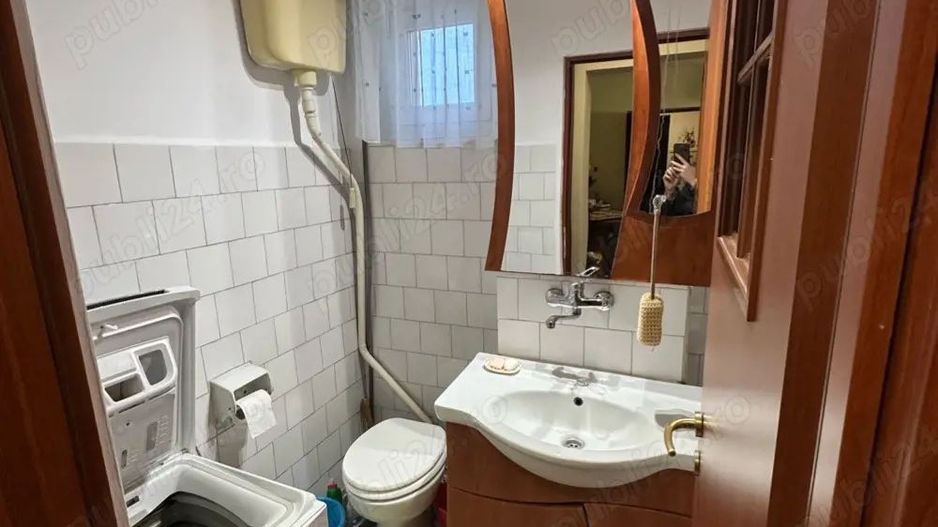 vand apartament 2 camere cu balcon - Poză 3