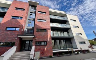 Apartament 3 camere, 2 bai Sibiu central Imobil Top lift garaj boxa - Poză 3