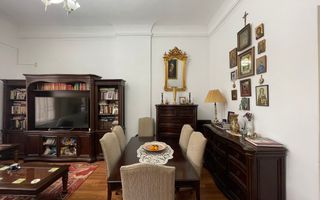 Apartament spectaculos de 4 camere într-o vilă cu farmec istoric pta Victoriei - Poză 3