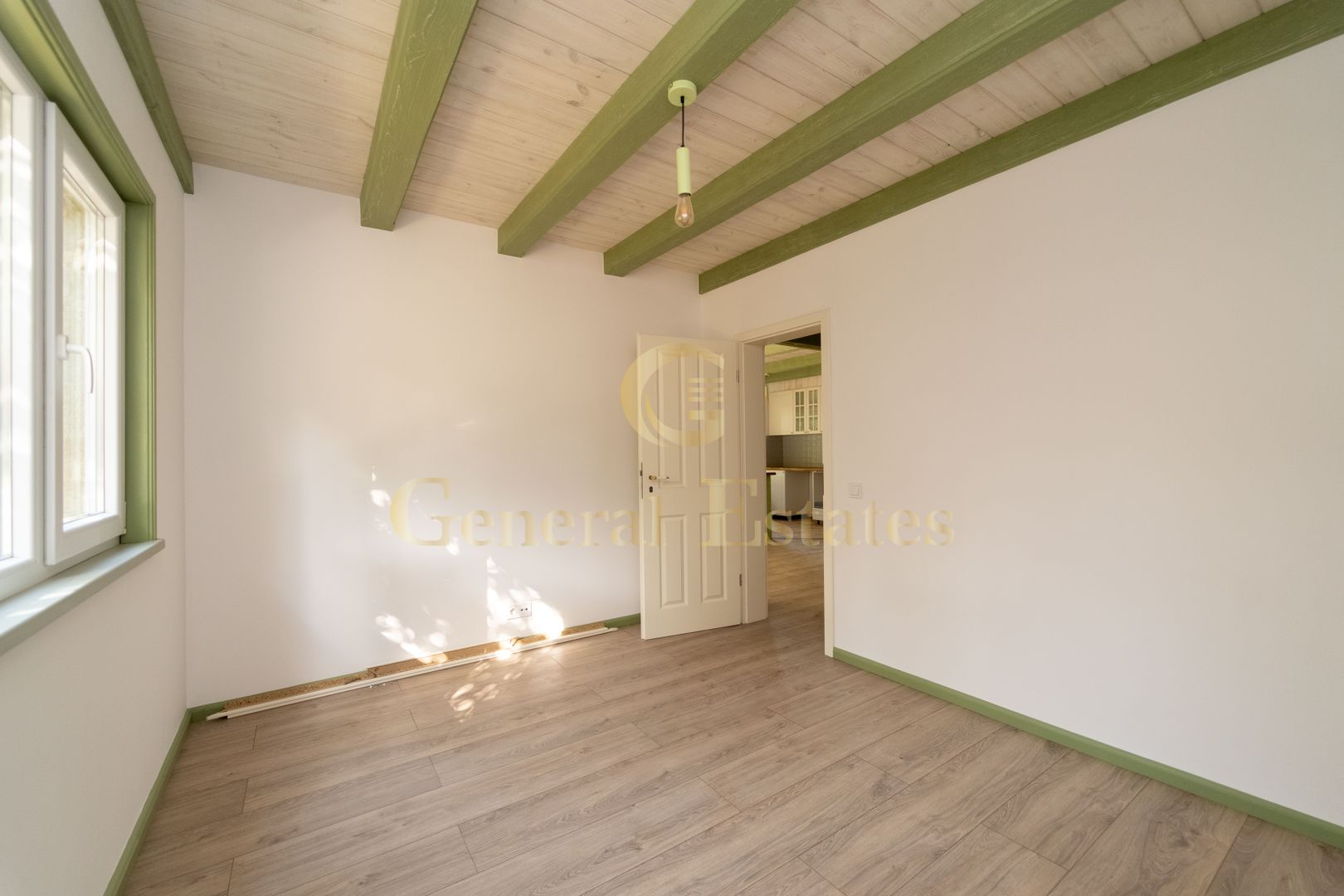 Casa de vacanță din Tohănița – locul unde muntele întâlnește liniștea - Poză 16