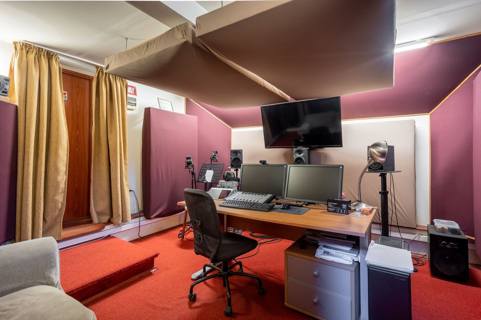 COMISION 0% - Casa complet renovata, singur curte,  zona Alba-Iulia - Muncii - Poză 22