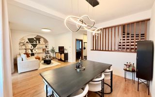 Casă tip înșiruit în Cetate, 4 camere, P+1, mobilată, cartier Cetate - Poză 1