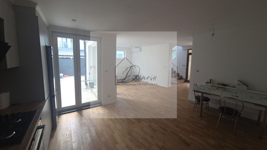Vila Tunari P+1E I Locatie buna - Toate utilitatile I COMISION 0% - Poză 5