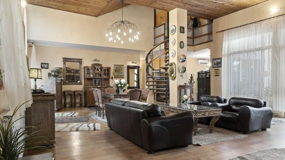 Vanzare vila individuala 8 camere | Curte 2360 mp | Corbeanca - Ostratu - Poză 8