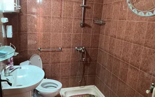 Casă spațioasă de închiriat – ideală pentru muncitori - Poză 11