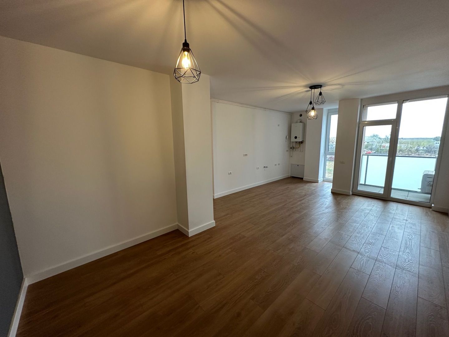 Apartament 2 camere bloc nou Torontalului / parcare subteran - Poză 11