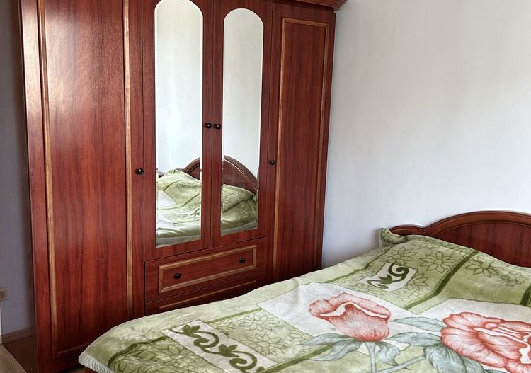 De inchiriat apartament 3 camere Soseaua Colentina, sector 2 - Poză 1