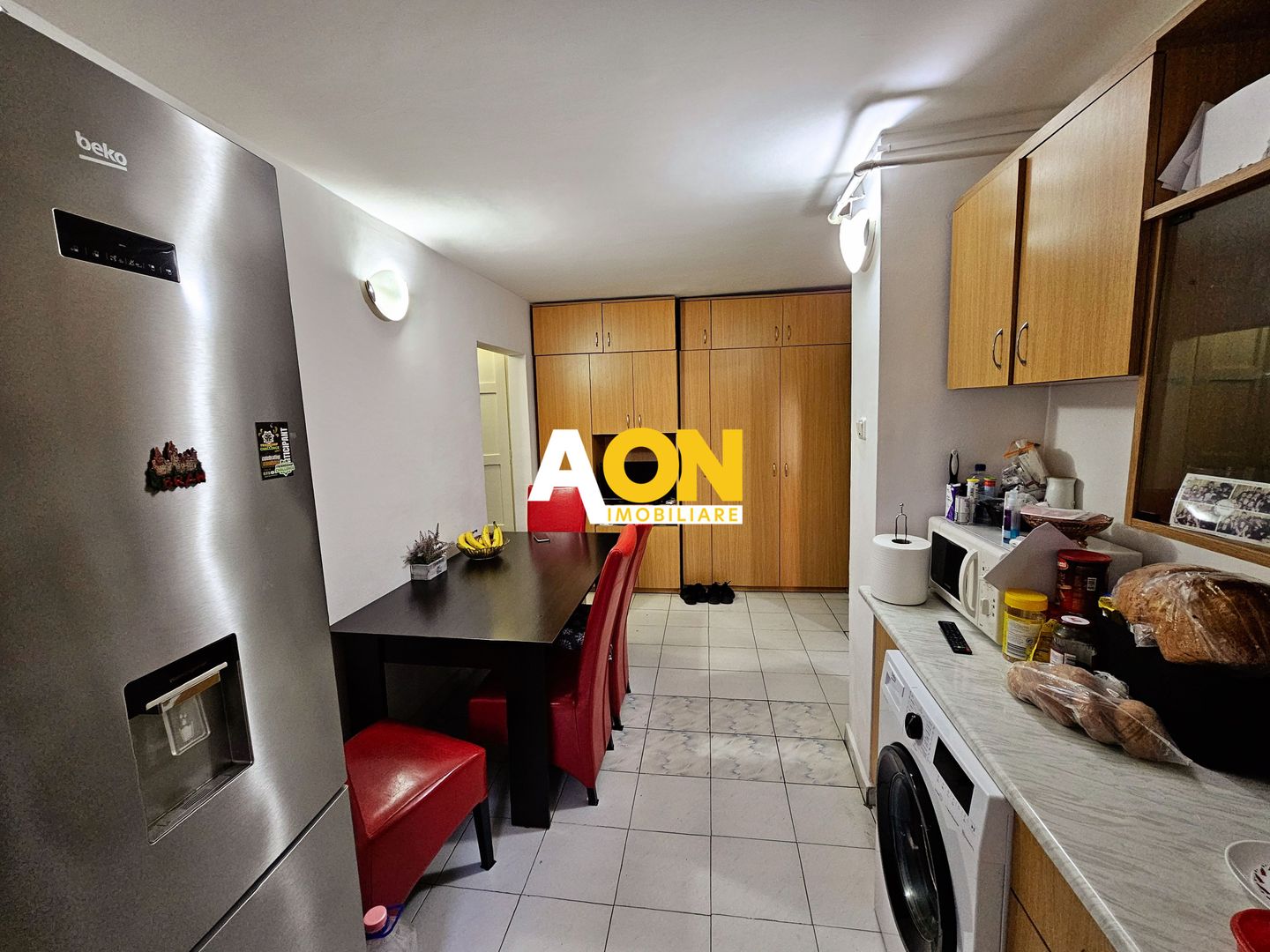 Apartament 2 camere, decomandat, mobilat, utilat, etaj 2, Cetate - Poză 5