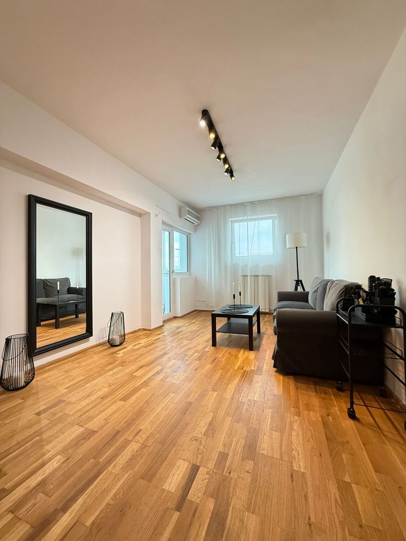 Apartament 2 camere Universitate-Piata Romana T690 - Poză 1