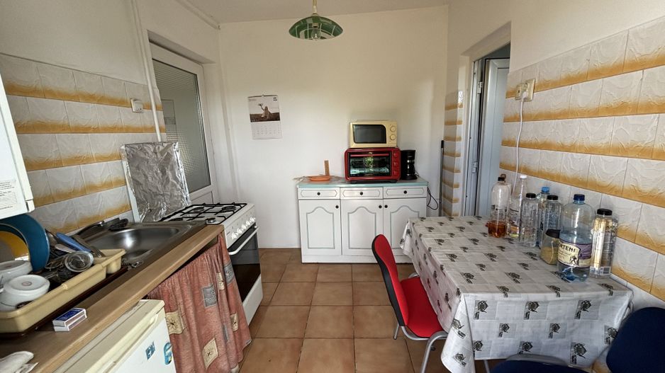 Casa cu 2 apartamente zona Mehala - Poză 6