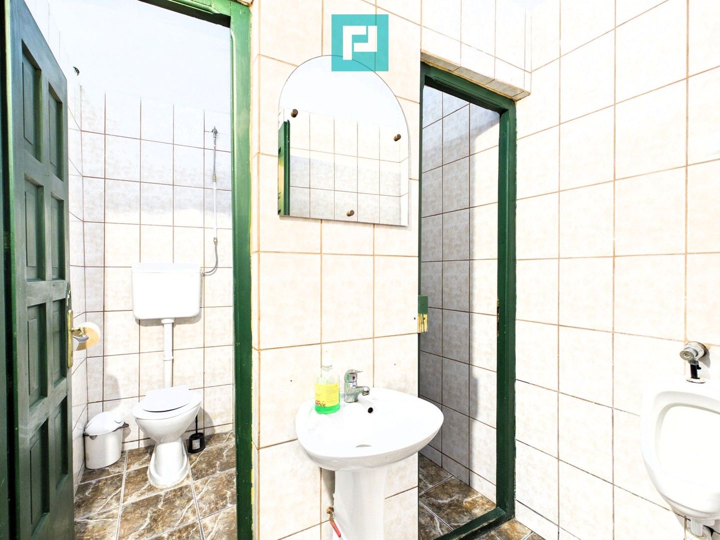 Pensiune 18 Camere cu Restaurant - Cetatea Oradea - Poză 35