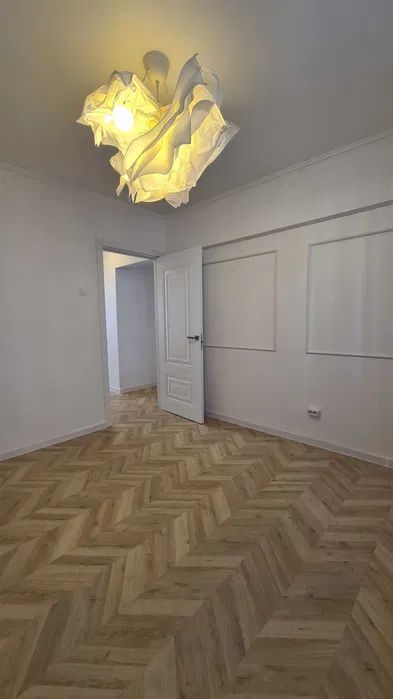 APARTAMENT SUPERB 3 CAMERE DOROBANTI - Poză 2