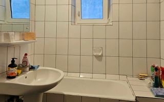 Apartament cu doua camere, zona Racadau 57 mp - vedere spre Tampa - Poză 5