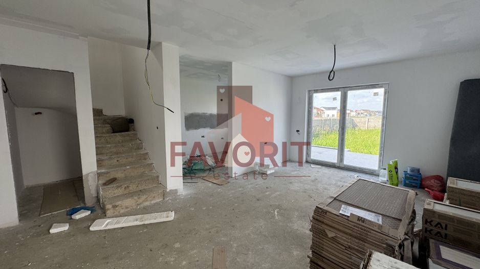 Duplex 5 camere ,despartit prin camera tehnica, finisat la cheie in Mosnita - Poză 4