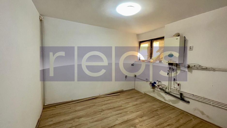 VANZARE STUDIO DUBLU 50MP DEMISOL BANU MANTA VICTORIEI CENTRALA PROPRIE - Poză 4