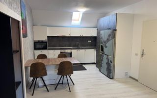 Apartament 3 camere de închiriat/ Centrul Istoric - Poză 6