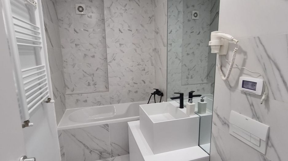 De inchiriat garsoniera premium+loc parcare, Viilor/Parc Carol - Poză 2