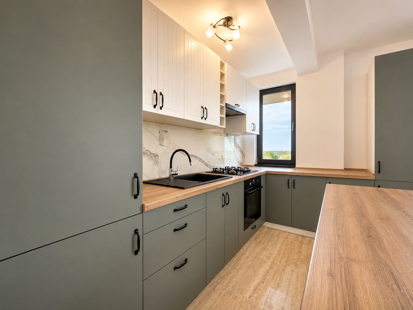 Apartament cu 3 camere de vanzare Ovidiu Constanta parcare inclusa - Poză 3