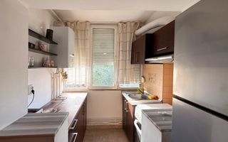 Apartament cu 3 camere, decomandat, 450 euro/ Calea Lipovei, Tm - Poză 12