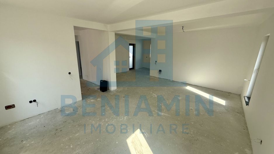 Casa parter - 331mp teren - 121mp casa -posibilitate predare - Leamna - Poză 2