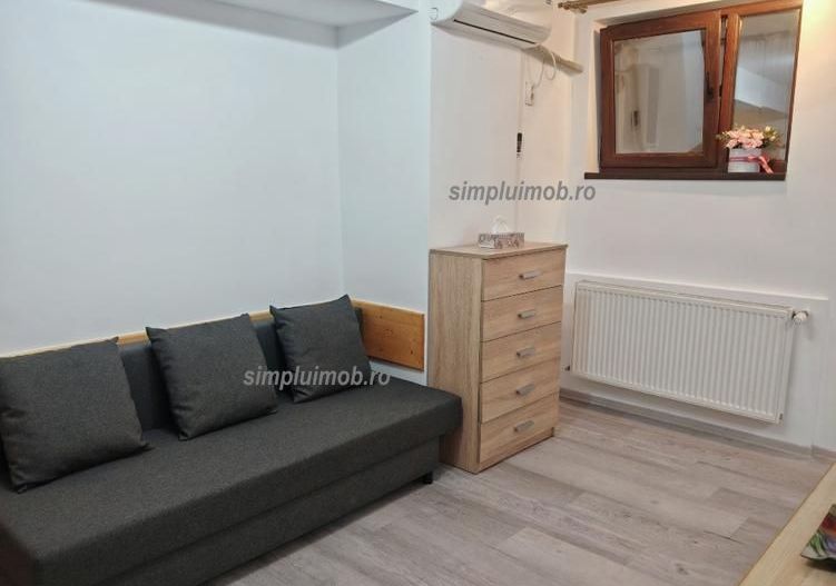 Mobilat Utilat Apartament cu 2 Camere Aproape de Metrou - Poză 3