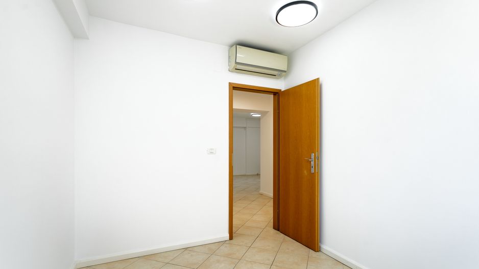 Birou modern de închiriat – Zona Olimpia / Stadion – 68 mp utili - Poză 2
