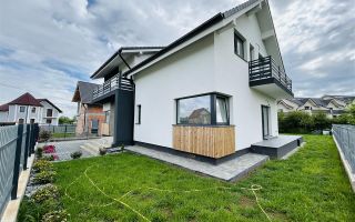 Casa intabulata premium finisata 5 camere curte 490 mp in Cristian - Poză 1