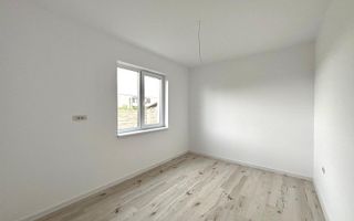 Duplex  modern pe parter cu 4 camere, Sacalaz - Poză 4